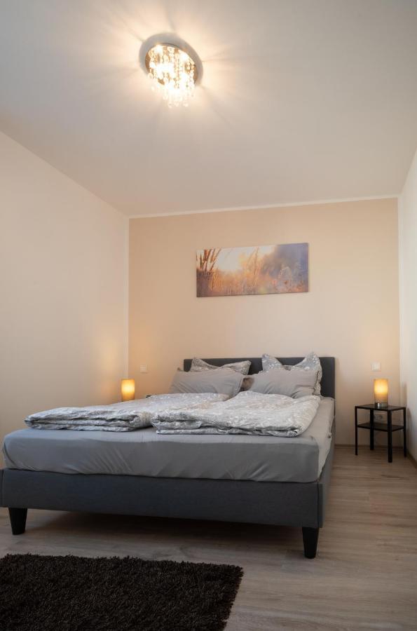 Ferienwohnung Auf Villa Hendschhof Санкт-Вендель Экстерьер фото